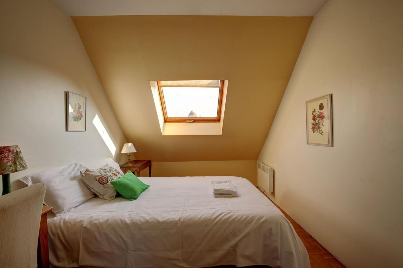Spacious T2 Apt In City Center. Αμπουάζ Εξωτερικό φωτογραφία