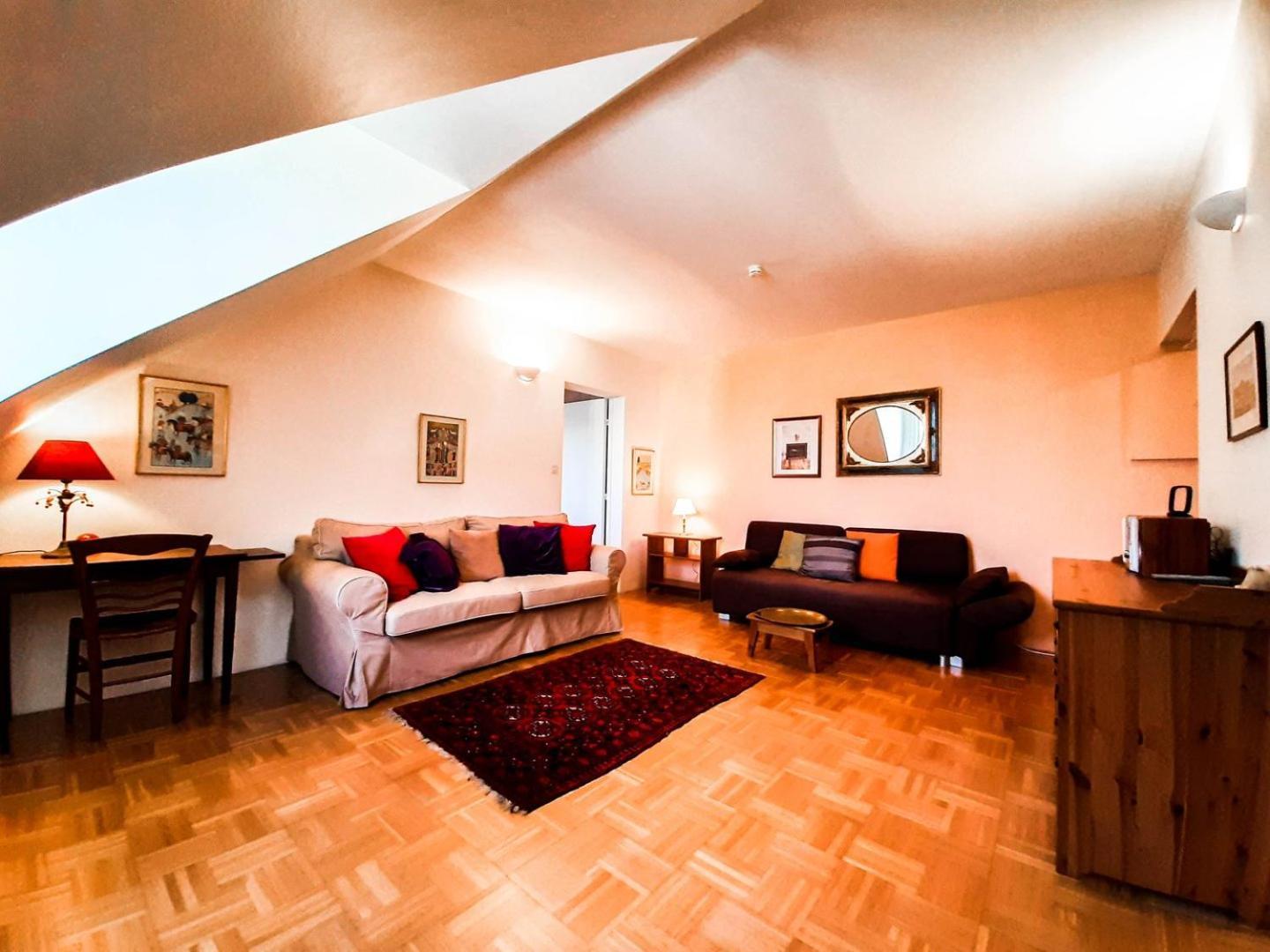Spacious T2 Apt In City Center. Αμπουάζ Εξωτερικό φωτογραφία